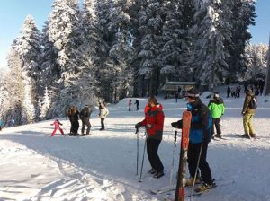 Radost za skijaše: Sutra otvaranje sezone na Kozari – skijanje besplatno