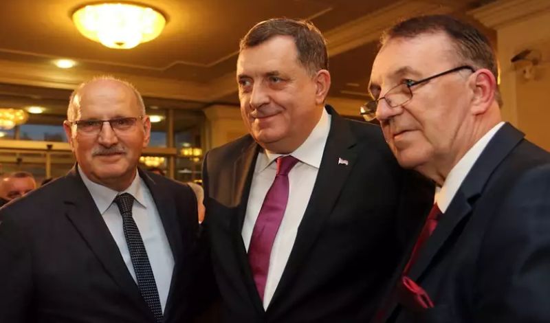 Hrvatski ambasador u Banjaluci na proslavi Dana Republike Srpske