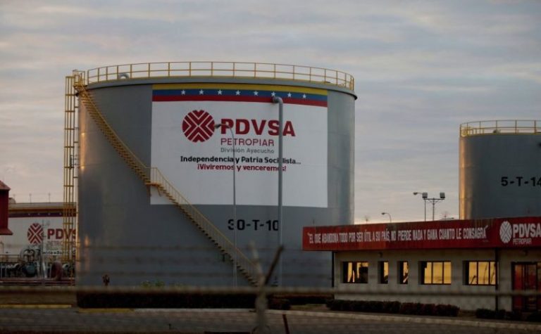 Amerika uvela sankcije naftnom sektoru Venecuele