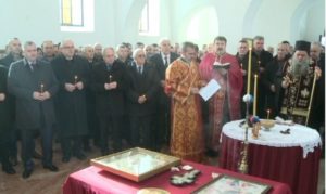 Služen parastos za Srbe ubijene u Kravici