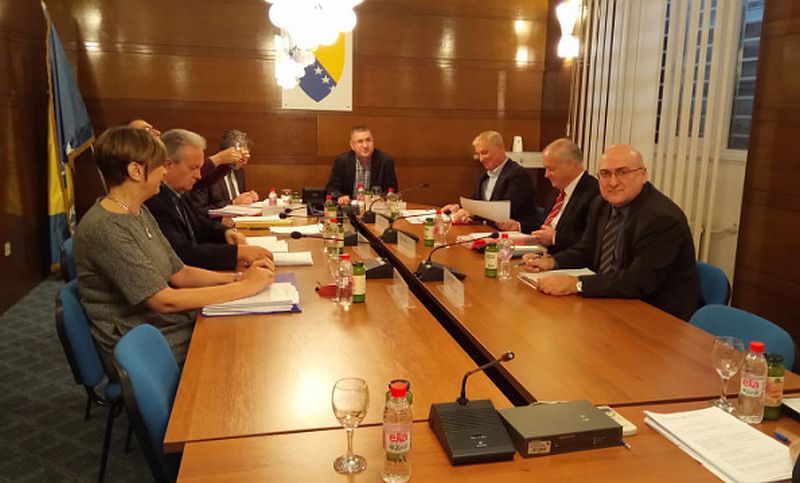 Dodijeljeno 50 mandata za Dom naroda FBiH: Nedostaju jedan Bošnjak, pet Srba i dva delegata iz reda ostalih