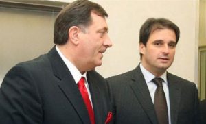 Govedarica tvrdi da je Dodik izgubio osjećaj i za laži: Ko je čovjek koji mu je poklonio ikonu