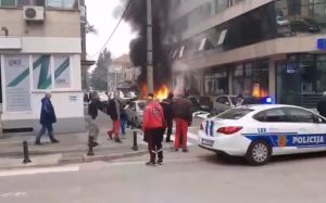 VIDEO – Eksplodirao automobil u centru Podgorice – nastavak obračuna kotorskih klanova