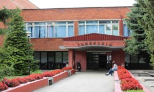 Veliki problemi u banjalučkoj Gimnaziji: Nema grijanja – đaci i profesori se smrzavaju na nastavi