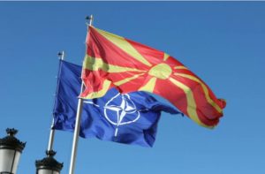 Makedonija potpisala sporazum o stupanju u NATO