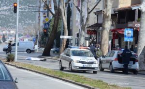 Šleperom usmrtio ženu u centru grada, pa pobjegao