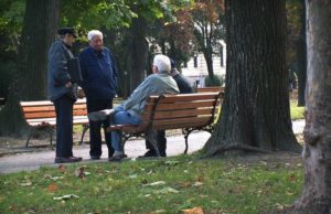 U svakoj petoj opštini penzionera više od radnika: Postaje li Republika Srpska društvo starih?