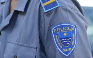 Ubica Edin Gačić još uvijek na slobodi: Prilikom pretresa kuće policija pronašla veliku količinu eksploziva