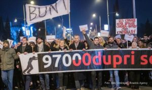 Hiljade građana na protestu u Podgorici: Zatražene ostavke predsjednika i premijera