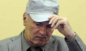 Ratko Mladić operisan bez znanja porodice