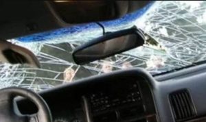 Stravična nesreća kod Gradiške: U slijetanju s puta poginula dva mladića, vozač i suvozač povrijeđeni