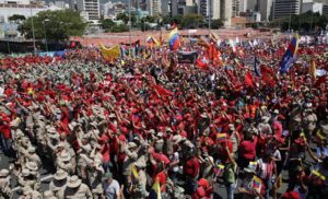 VIDEO – U Karakasu istovremeno protestuju i pristalice i protivnici predsjednika Madura