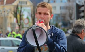 Draško Stanivuković na sudu zbog protesta u Banjaluci