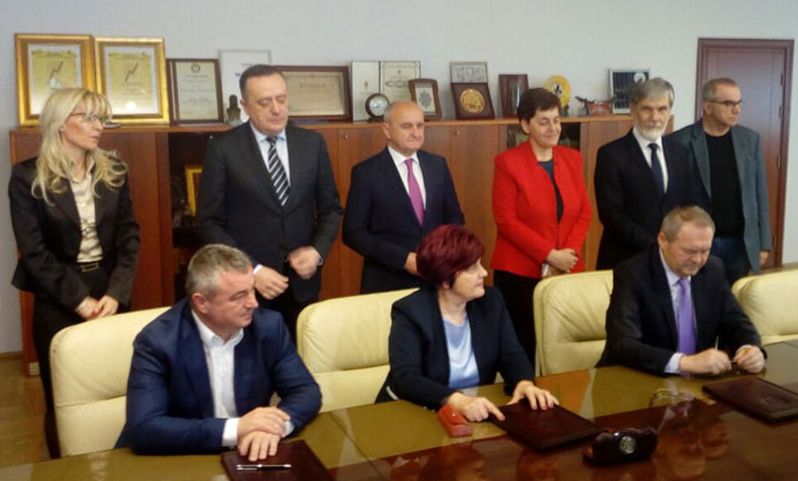 Potpisan ugovor između Srbijagasa i Gas prometa