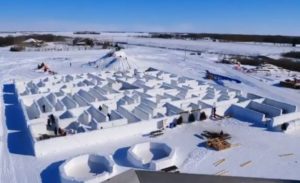 VIDEO – Pogledajte kako izgleda pravi lavirint od snijega