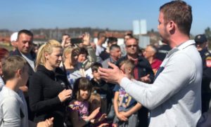 VIDEO – Mještani Dragočaja i Ramića protestvovali na raskrsnici smrti, Drašku Stanivukoviću još jedna kazna