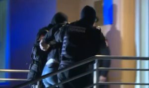 VIDEO – Stefan Samardžija, osumnjičeni za ubistvo Damira Ostojića, sproveden u Tužilaštvo