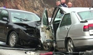 VIDEO – Četiri saobraćajne nezgode na putu Sarajevo-Pale za pola časa