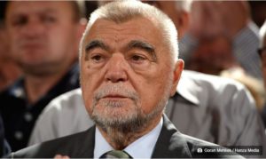 Mesić: Oni koji žele oteti dio Kosova ili BiH žive u velikoj zabludi