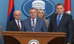 Dodik – Višković: Tužilaštvo mora da utvrdi istinu o stradanju Davida Dragičevića