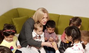 Predsjednica RS posjetila djecu Doma “Rada Vranješević”