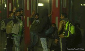 Policija u pripravnosti: Migranti iz Sarajeva vozom idu ka Bihaću, prošli kroz Banjaluku
