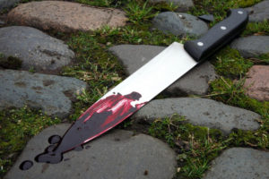 Jeziva pošta! Nož prekriven crvenim flekama stigao na adresu ministra turizma