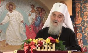 VIDEO – Vaskršnja poslanica patrijarha Irineja: Zagrlimo i one koji nas ne vole i oprostimo im