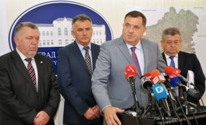 Miloradu Dodiku povelja grada: Najviše priznanja Bijeljine
