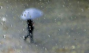Sunce sakrili tmurni oblaci: U BiH danas kiša i grmljavina, moguće i obilnije padavine