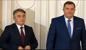 Dodik poručio Komšiću: Ako možete u NATO bez Srba, zašto to ne učinite?