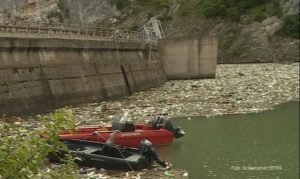 Problem plutajućeg otpada u Vrbasu: Institucije FBiH se nisu odazvale pozivu na sastanak