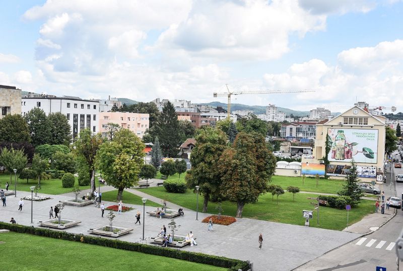 Počinje realizacija projekta „Slikarstvo i muzika na trgovima Banjaluke“.