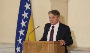 Komšić odgovorio Izetbegoviću: U NATO želi većina građana BiH