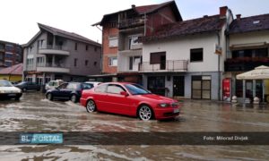 VIDEO – Prolom oblaka u Banjaluci: Naselje Lauš pod vodom