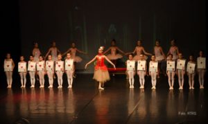 Prva baletska škola odigrala predstavu “Plesna bajka”