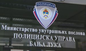 Policijska uprava Banjaluka: Uhapšen muškarac zbog prijetnji i posjedovanja oružja