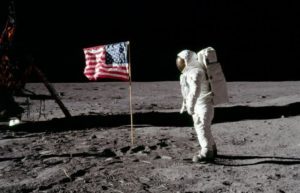 Pola vijeka od slijetanja na Mjesec – od ideje i govora pred Kongresom SAD do govora u slučaju katastrofe