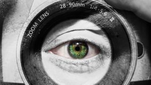 Kontaktna sočiva koja zumiraju na dupli treptaj oka