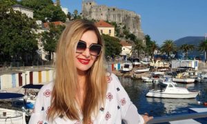 Glumica mami uzdahe u sedmoj deceniji: Vreli kadrovi Danice Maksimović VIDEO