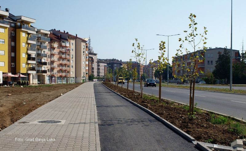Izgrađene biciklističke i pješačke staze uz novi dio Istočnog tranzita