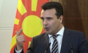 Makedonija traži novog premijera: Zaev podnio ostavku