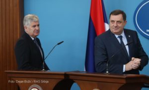 ČOVIĆ IZMEĐU DODIKA, RUSA I ZAGREBA: Spektakularno balansiranje lidera HDZ BiH