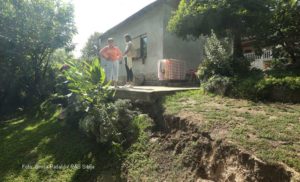 Klizište kod novog Zelenog mosta im uništava kuću: Porodica Vehabović mora da se iseli