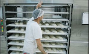 Upitne i plate i radni odnos: Radnici pekare moraju imati negativan test na koronu