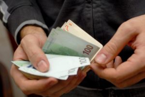 Prevara u Čelincu, sveštenika “olakšao” za 100 evra