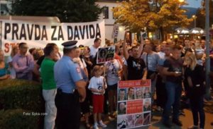 Stižu sudski pozivi zbog prošlogodišnjih protesta ispred Policijske stanice u Banjaluci