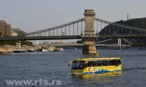 VIDEO – Autobus plovi lijepim plavim Dunavom