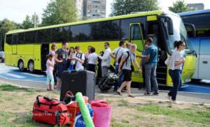 Povećanje minimalca izgovor: Poskupljuju đačke ekskurzije u Srpskoj FOTO