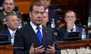 Medvedev: Rusija spremna da Srbiji pruži pomoć u očuvanju suvereniteta i teritorijalnog integriteta